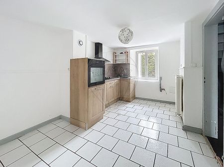 Appartement 4 chambre(s) à louer - Dampierre-les-Bois - Photo 2