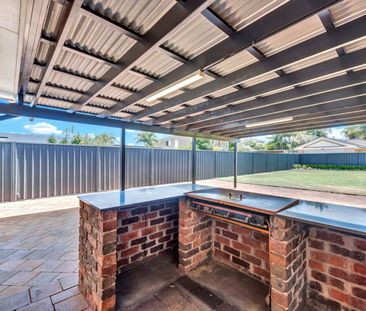 Single level family home in quiet cul-de-sac location - Photo 1