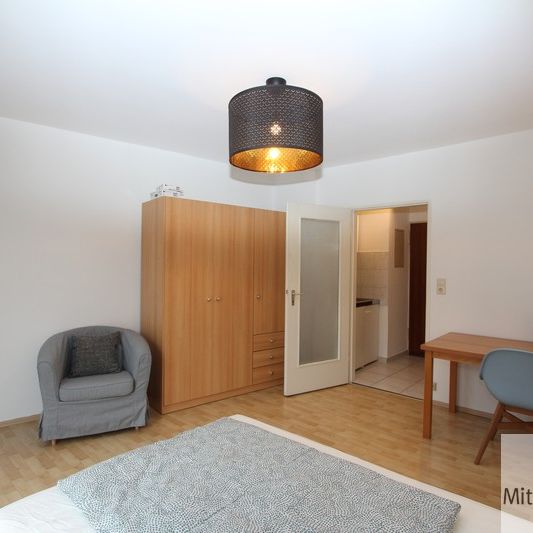 Hell und modern möbliertes City-Apartment - Photo 1