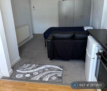 1 bedroom in a house share to rent - Photo 6