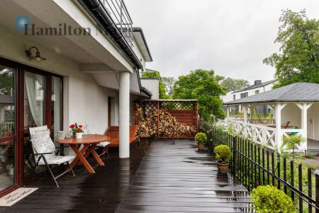 Dom w zabudowie bliźniaczej o powierzchni użytkowej 155 m2 z ogrodem na Wawrze - Photo 5