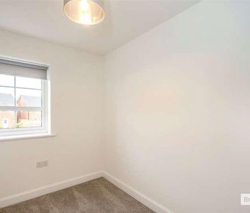 Martin Grove, Yapton, Arundel, West Sussex, BN18 - Photo 3