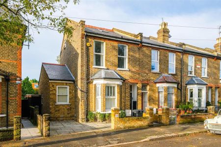 3 bedroom apartment to rent - Photo 2