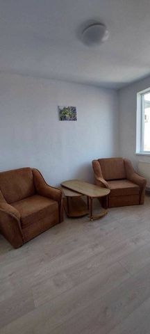Inchiriere un apartament cu 3 camere in zona BRASOV VECHI - Photo 5