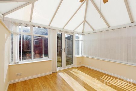 4 bedroom house to rent - Photo 3