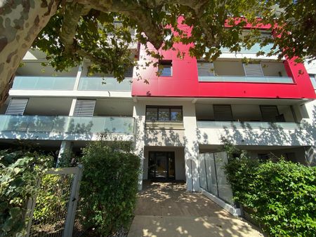 Location Appartement 2 pièces 43m² VALENCE 26000 - Photo 4