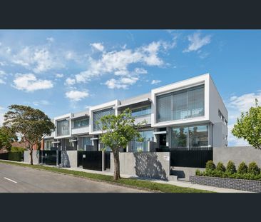 2C Alfred Street, Prahran, Vic 3181 - Photo 1