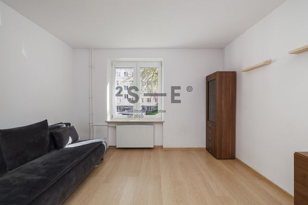 Warszawa, Wola, Wola Koło, Obozowa - Photo 1