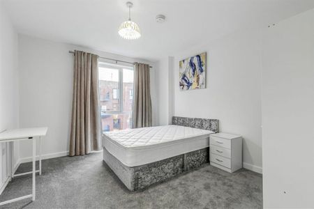 Vousden Grove, SE28, London - Photo 3