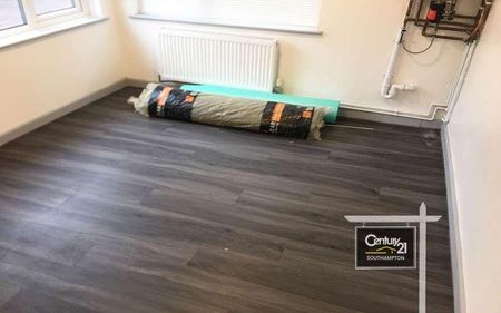 |ref: |, Alexandra Road, Southampton, SO15 - Photo 3