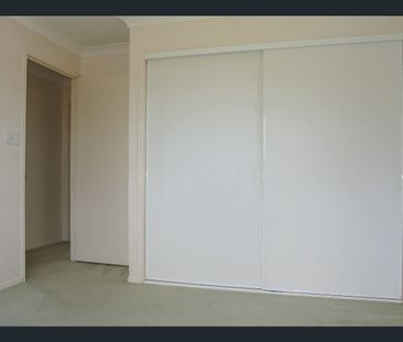 Perfect location! Two bedroom unit - Photo 3