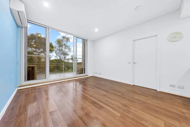 2Bedrooms, 2Bathrooms - Photo 1