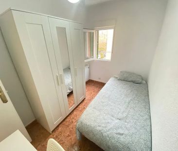 Calle de López Grass, Madrid, Community of Madrid 28038 - Photo 3