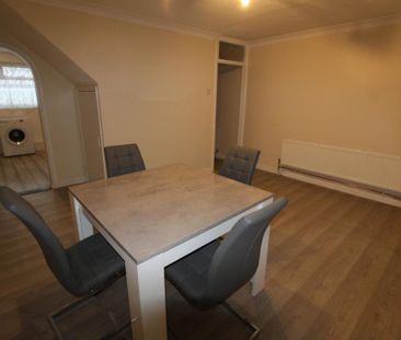 2 bedroom terraced house to rent - Photo 3