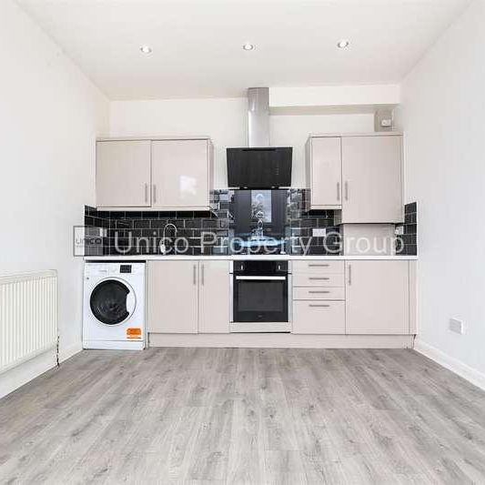 Cranbrook Road, Ilford, IG1 - Photo 1