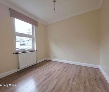 Westbury Avenue, Turnpike Lane, N22 - Photo 1