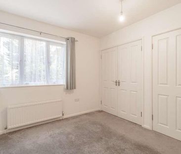 Foxheath, Wayland Close, Bracknell, RG12 - Photo 6