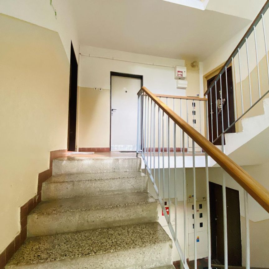 ☎️Na prenájom 1 izbový byt na sídlisku západ na ul. Generála Svobod - Photo 1