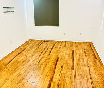 For Lease - 114 Fellowes Crescent, Hamilton, Ontario - Photo 4