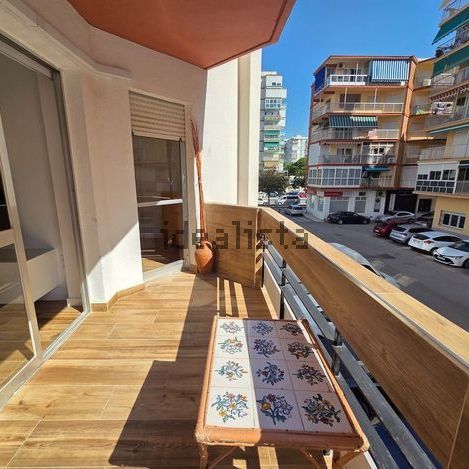 Alquiler de piso en Paseo Marítimo de Levante - Photo 1