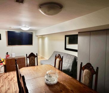 For Lease - 178 Rosemount Avenue Unit# Lower, Toronto, Ontario - Photo 5