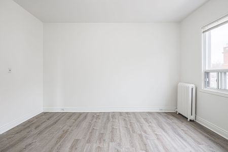 For Lease - 413 Crawford Street, Toronto, Ontario - Photo 5