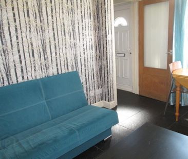 Parkgate Crescent, Belfast, BT4 1EU - Photo 2