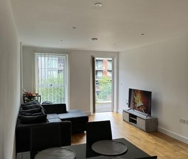 Room in a Shared Flat, Zenith Close, NW9 - Photo 1