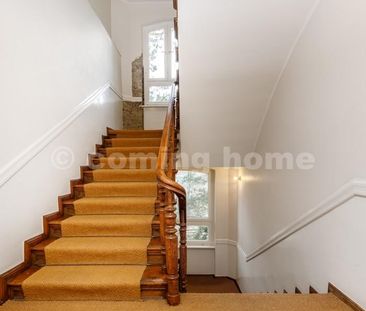 Unique Place - Photo 3