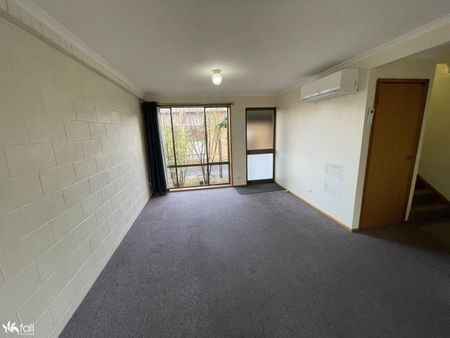 Charming 2-bedroom unit - 33/4 Clifford Court, Howrah TAS 7018 - Photo 4