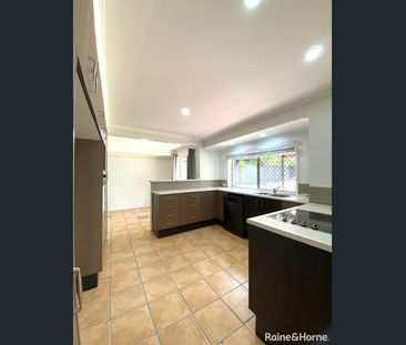 FAMILY HOME IN CENTRAL LOCATION - 6 MONTH LEASE ONLY - RENT WILL IN... - Photo 1