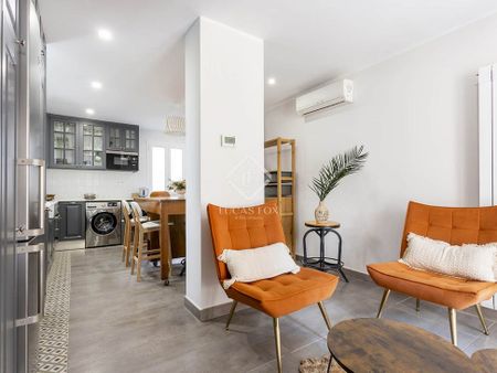 Barcelona, Catalonia 08012 - Photo 3