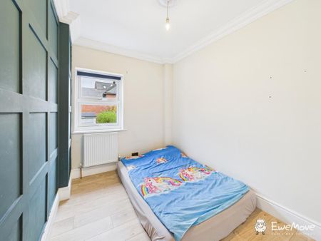 3 bedroom terraced house to rent - Photo 3