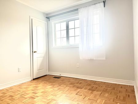 For Lease - 31 Moraine Drive, Vaughan, Ontario - Photo 3