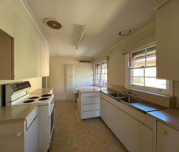 51 Macedon Road, Templestowe Lower VIC 3107 - Photo 6