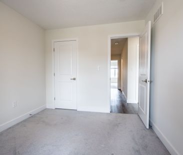 For Lease - 6 Bedrock Drive, Hamilton, Ontario - Photo 6