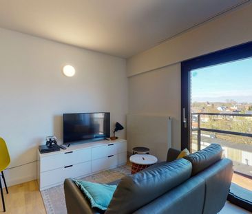 Spacious, furnished studio - Photo 4