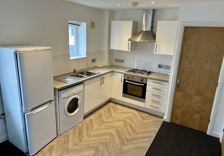 Columbia Road, Ensbury Park, Bournemouth - Photo 5