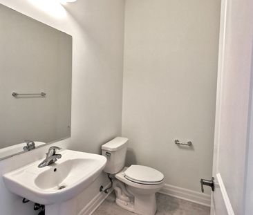 For Lease - 43 Casely Avenue, Richmond Hill, Ontario - Photo 5