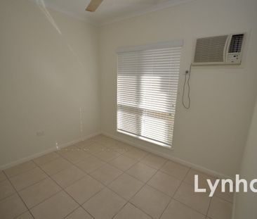 12 Rodeo Drive MOUNT LOUISA QLD 4814 - Photo 2