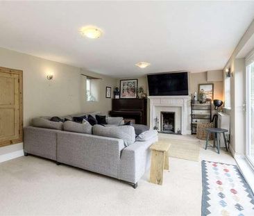 Main Street, Holcot, Northampton, Northamptonshire, NN6 - Photo 1