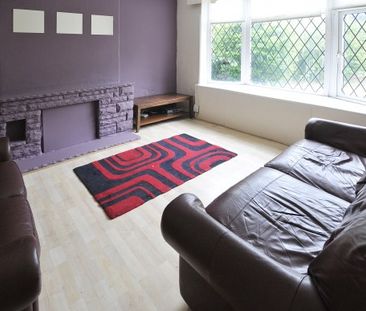 4 Bedrooms, Ash Road, Headingley. LS6 3HD - Photo 2
