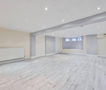 6 bedroom semi-detached house to rent - Photo 1