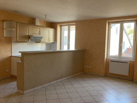 T2 - VINDRY SUR TURDINE - Photo 2