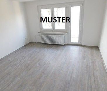 Familienfreundliche neu renovierte Erdgeschosswohnung mit Balkon! - Photo 1