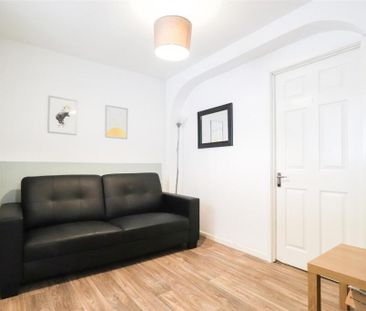 1 bedroom house to rent - Photo 2