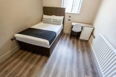 Albert Edward Road, Liverpool. - Photo 4