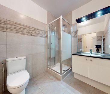 Appartement La Garenne Colombes 2 pièces 43.43 m2 - Photo 1