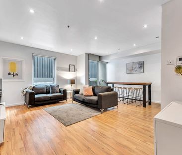 "Perfectly Positioned Beachside Abode" - Fully Furnished - Photo 3