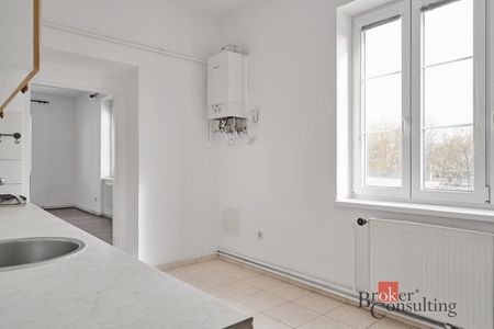 Pronájem bytu 2+1 60 m² - Fotografie 3